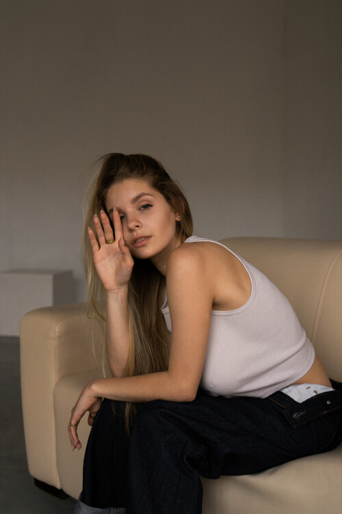 _Nude-Milena_-on-Behance_4181fd6b91e7d1f77