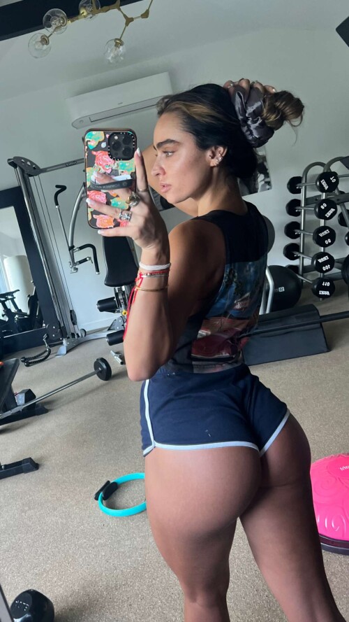  Sommer Ray on Snapchat7f921934fb957a37