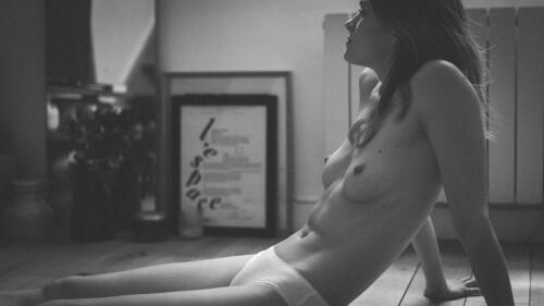  WVH215913f42db3cb2daa35