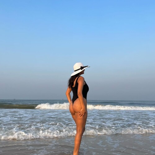  ayushaaaa 14040410 1253439326a8c6e026cbb7330