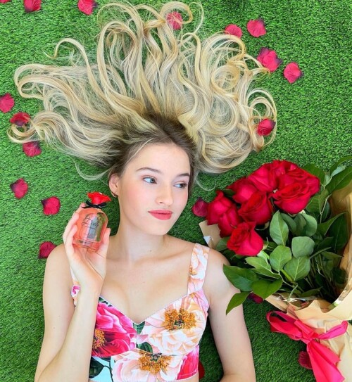  cosette rinab 13745053b214d940ddd6