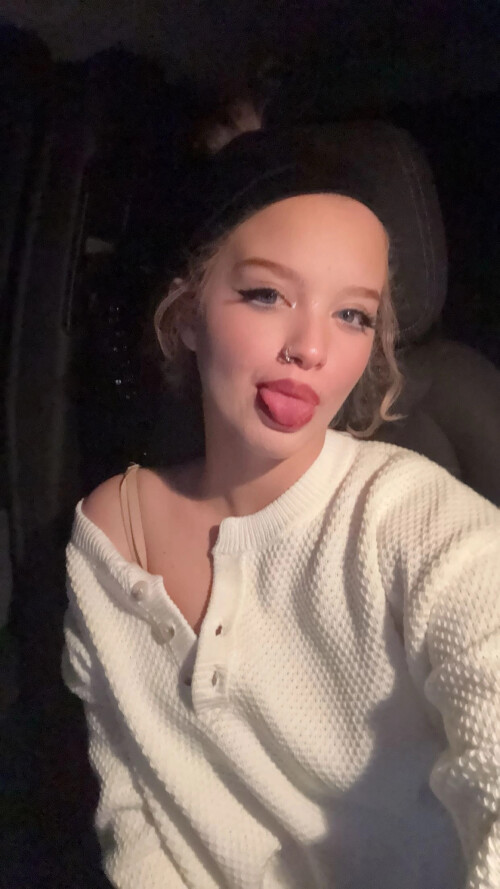  images.fanfix6 3185996e5f7d8c84e