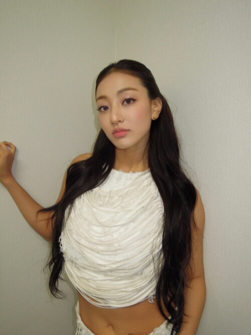  zyozyo2025 08 30 03 53 49d99f82ac b3e0 4472 b128 71d5fce95c88aa1d82f0268aed86