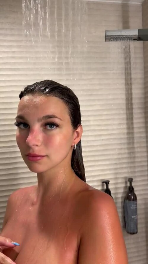 a02006d0 2f86 11ed 8937 978edf2f9480