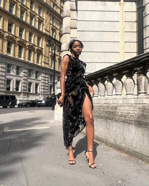 a1 0001581ae5b16b08959ad