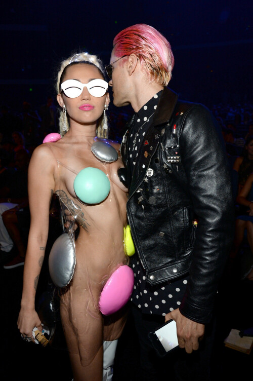 a7dbcd4d1b 2Ftumblr ntxhowSLcH1tsptizo2 1280