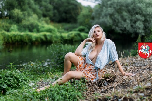 a9d675e2 d813 4018 99e9 c1027ce42dd647efd112cacb5554