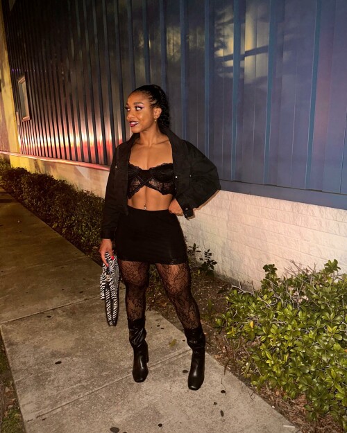 aaaaayevuh 2023 10 30 586f25bbdfa4e9c27