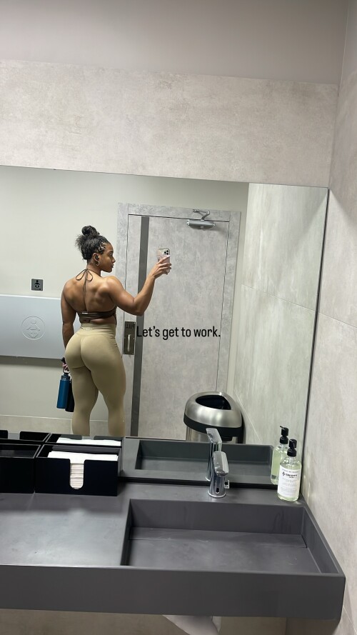 aaaaayevuh 2024 02 03 10f046577bd099554a