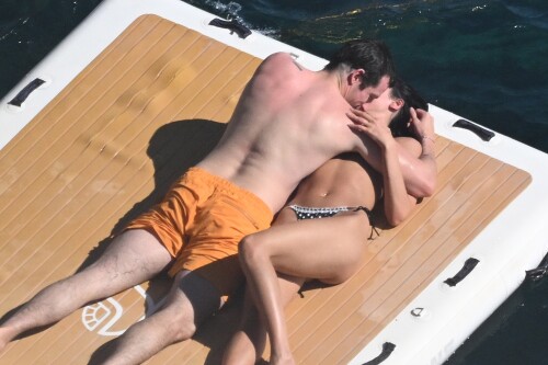 aaaada-1d7cb2a642fb43b9030a20b7c091c8661