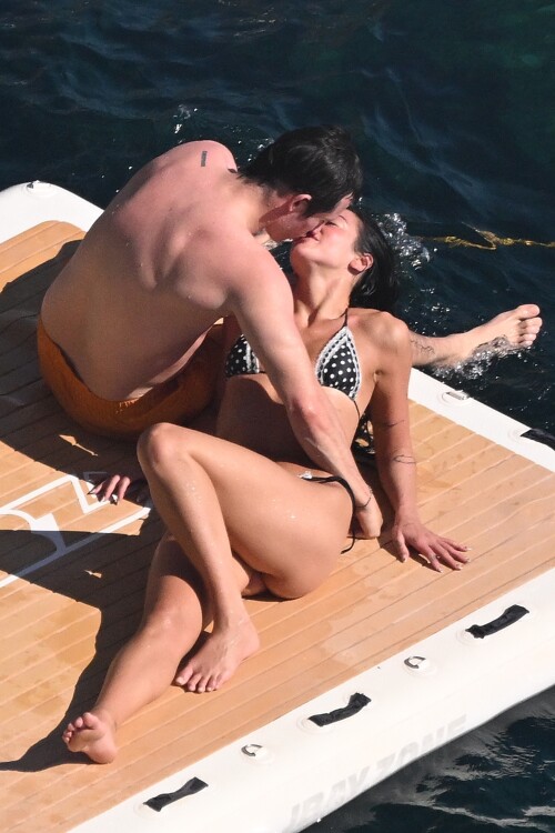 aaaada-23d68667fb6aa29f3f1676275381400179