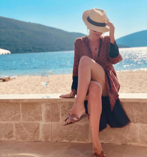 aaea6a79 e2f1 4558 bfa9 c26f1d9c5ebec48f2b52f0a5958d