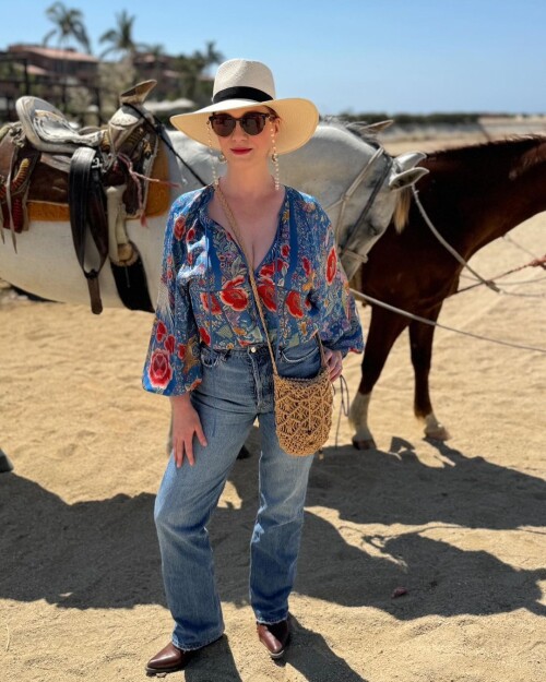 actuallychristinahendricks 02 06 2024 000275e863f010c666ab