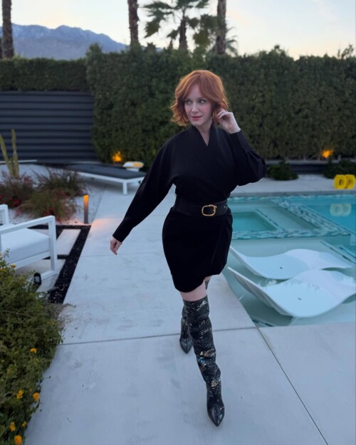 actuallychristinahendricks-24-03-2025-00015c6029935aa2a04b