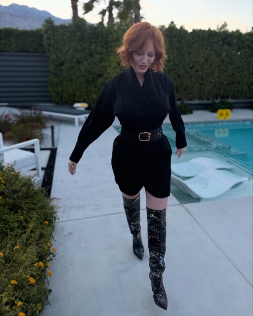 actuallychristinahendricks-24-03-2025-00024143b7ad4d8d0295