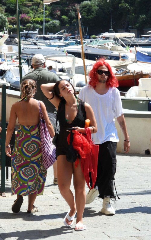 addison-rae-2022-08-16-27115e9ca253342d83