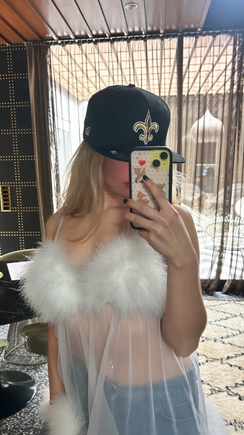 addisonraee 1732675669 3043580096dd1a273ea50a6fd