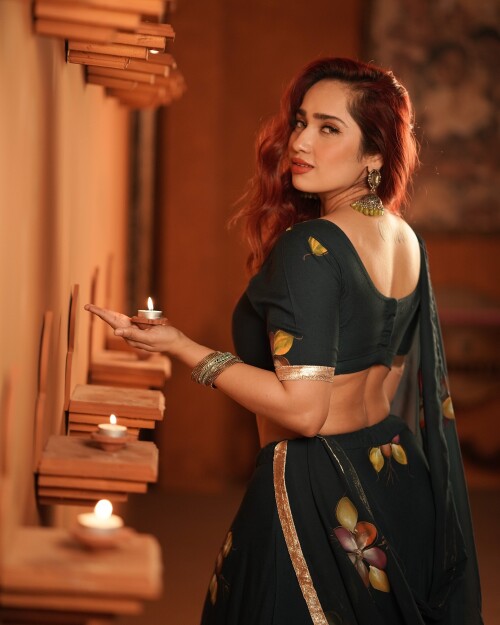 aditimistry2607 20241031 045004 356199797c5a7b552a3ab6342