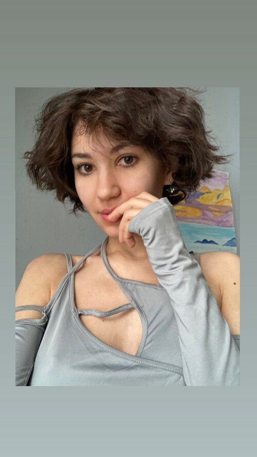 adorable dina official 2976326223370555900