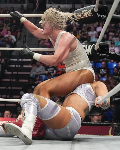 aew 3747894957823573781s2025 10 21 6.10.687 story866fe90b5386826c