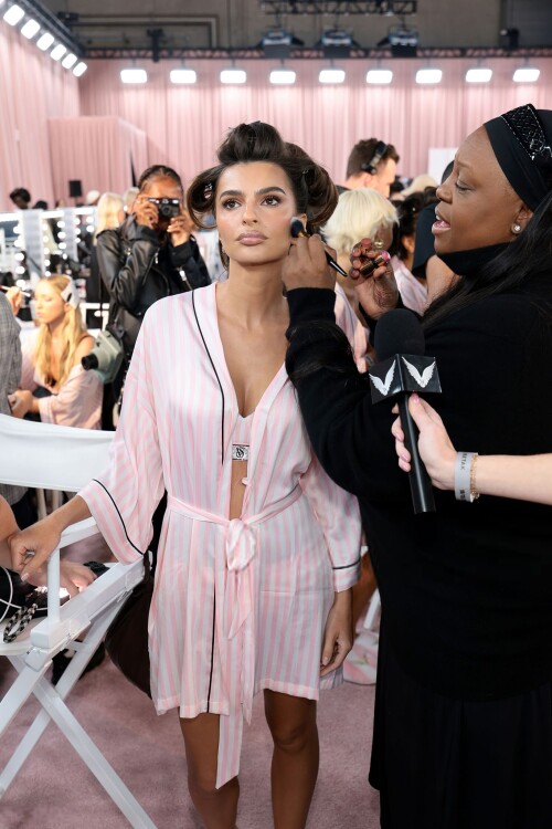 afgsdrtg 868e734b3f8a8af3a