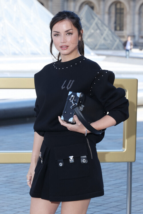 Ana de Armas attends the Louis Vuitton Womenswear Spring/Summer 2026 show as part of Paris Fashion Week in Paris, France on September 30, 2025. Photo by Jerome Domine/ABACAPRESS.COM