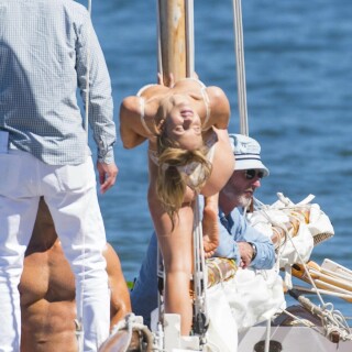 afz2aa2srgma1e5a8e3ee621b7071