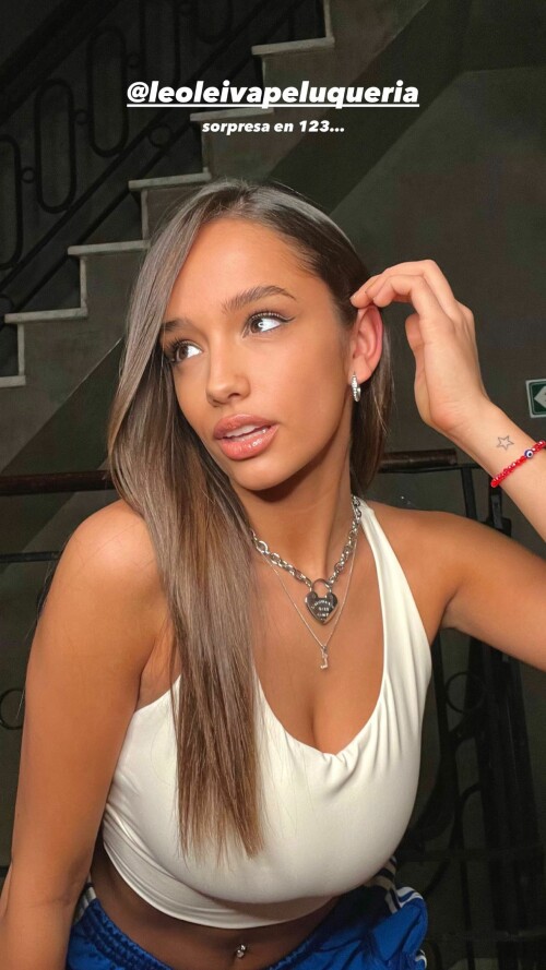 agosnisi 1686089740021090b31e0523c7e7e