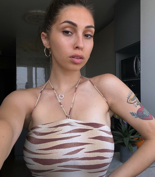 aisultanaonly 12082022 0004a9616b2486443b94