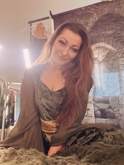 akaDaniDaniels 1893532542948573636 017da3ae9ca1afaa77