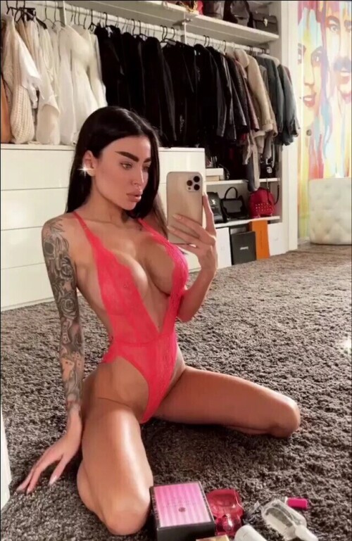 al 138c1e2d8b1b2c10979