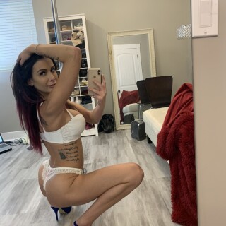aleahjasmine-2020-05-15-39759888-Booty-Pole