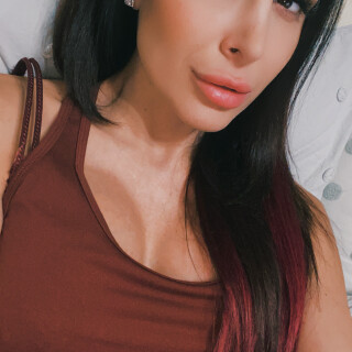 aleahjasmine-2020-07-21-84195116-Candids-my-flowers-died-nothing-makes-me-happier-the