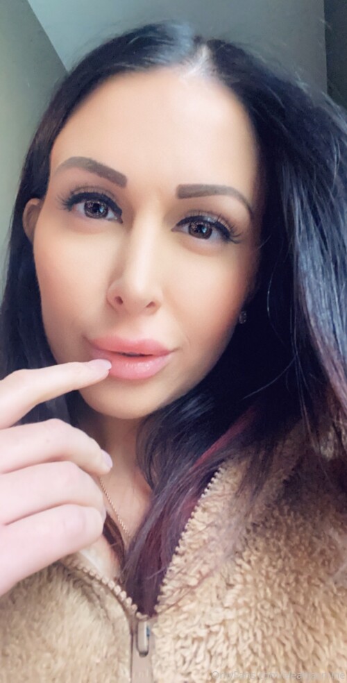 aleahjasmine 2020 09 16 908155537 Its official getting fucked 10am pst tomorrow Iv