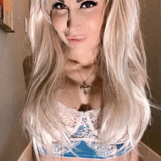 aleahjasmine-2020-10-17-1089524473-Woah-woah-woah-excuse-me-sir-My-name-is-Sophia-and