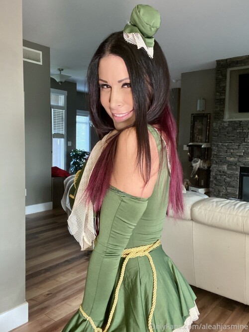 aleahjasmine 2020 10 31 1170404382 Wheres my brain do you want some I mean have som