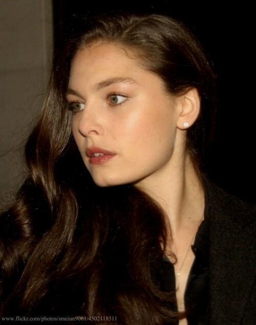 alexa davalos 109