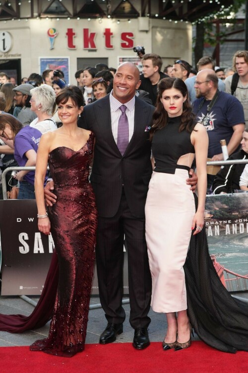 alexandra daddario san andreas premiere 7