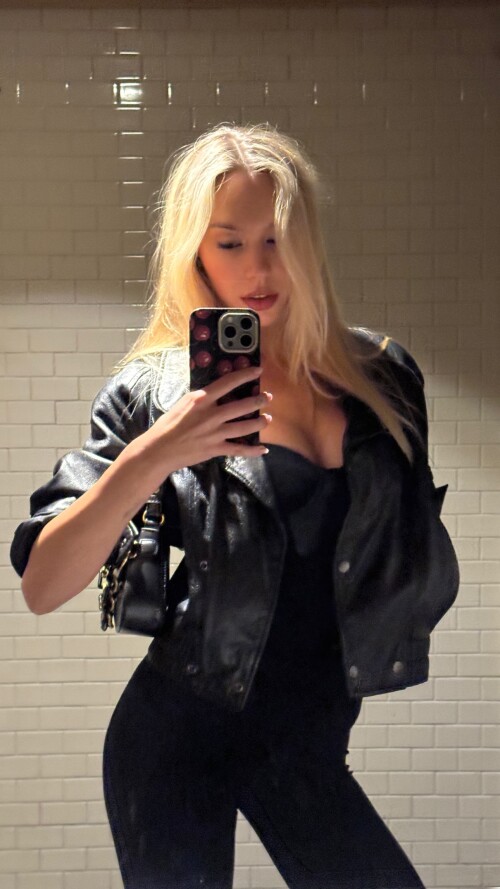 alexisren stories 3640418313520982217 20250525 184817 5013671482b5e637135b4fa8c