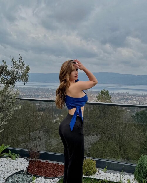 aleyna adaci v0 ta8st1kj9psf176b3d9447e76655c