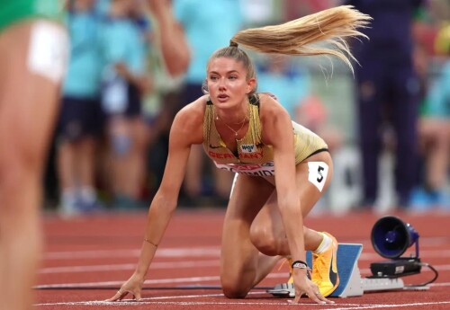 alica schmidt germany prepares compete 7618276898ebc241821a91b6