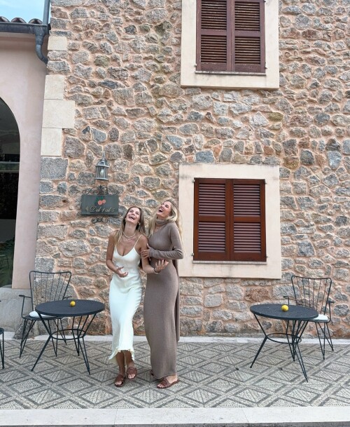 alicasmd2025 10 15 02 03 58b37a04d5 22c7 4c35 9807 fd38117ccd32793682e6a54144f9