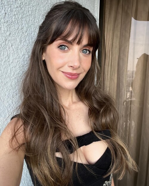 alisonbrie_1708054332650447b70600b10bf21a3f