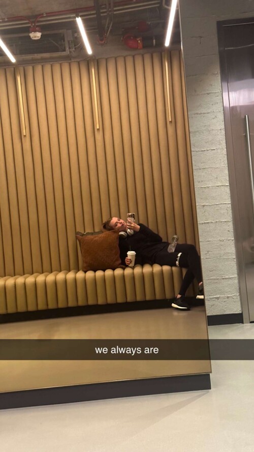 alissaviolet RDownload2c09d8693b15fa03