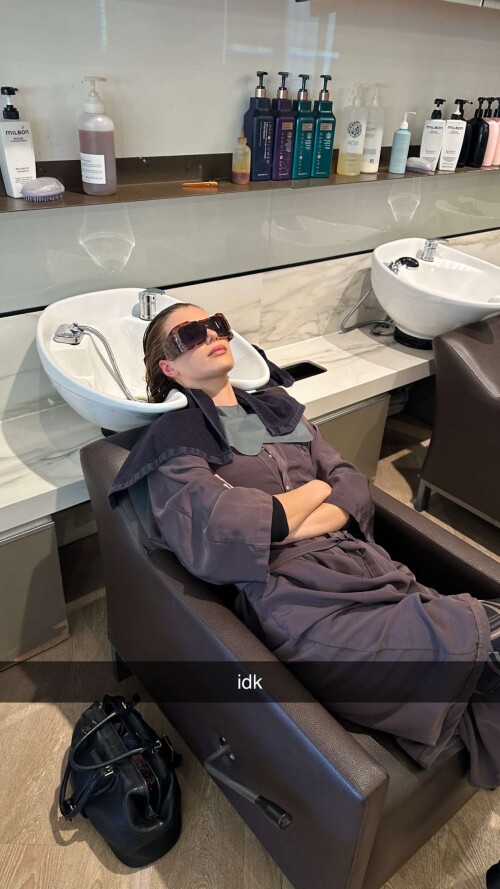 alissaviolet RDownload49fecebc21e245eb