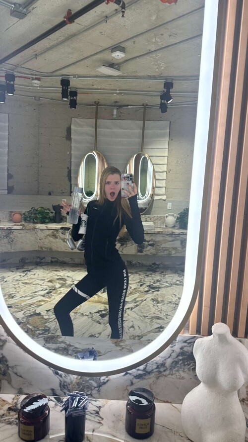 alissaviolet RDownload6037935cd48b60e9