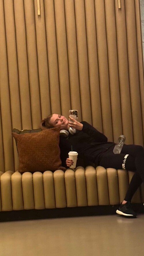 alissaviolet RDownloadcc9accf4f204f7ff