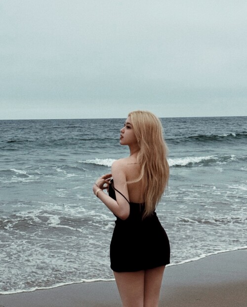 allissashin 17403195767989eb7ac4484b917b5