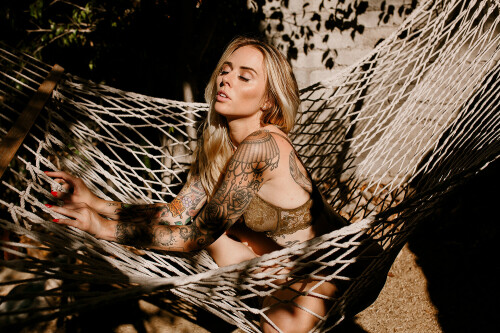 alysha nett 152small