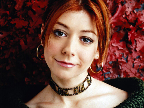alyson hannigan headshot 4757